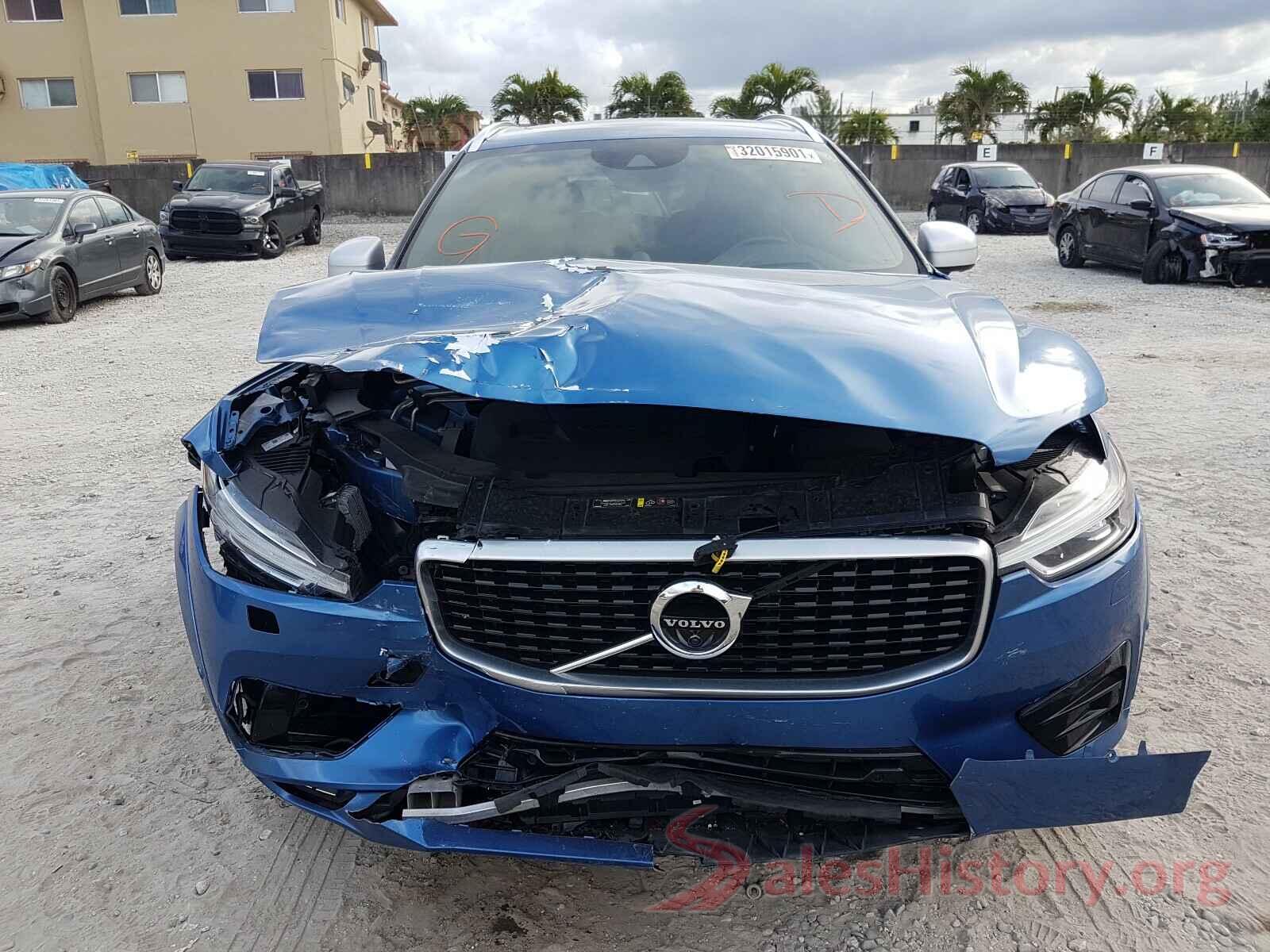 LYVA22RM3JB109735 2018 VOLVO XC60