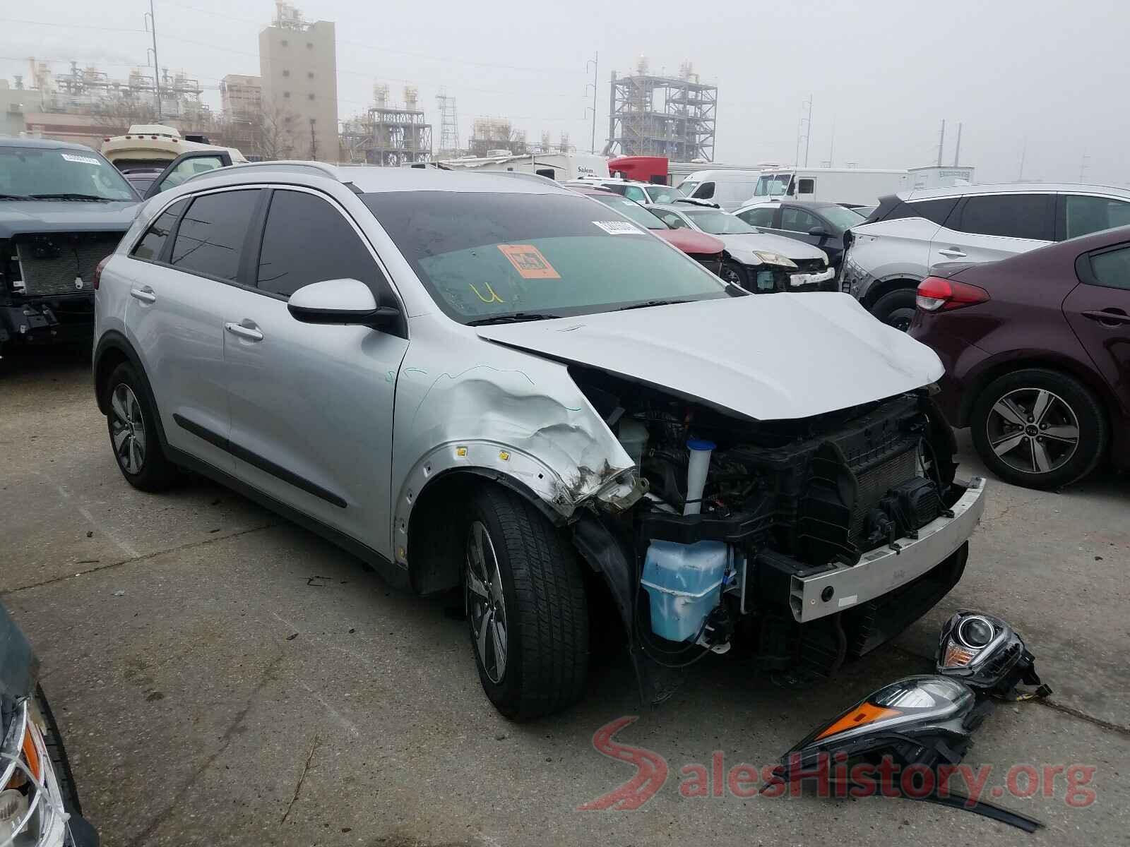 KNDCB3LC8K5217106 2019 KIA NIRO