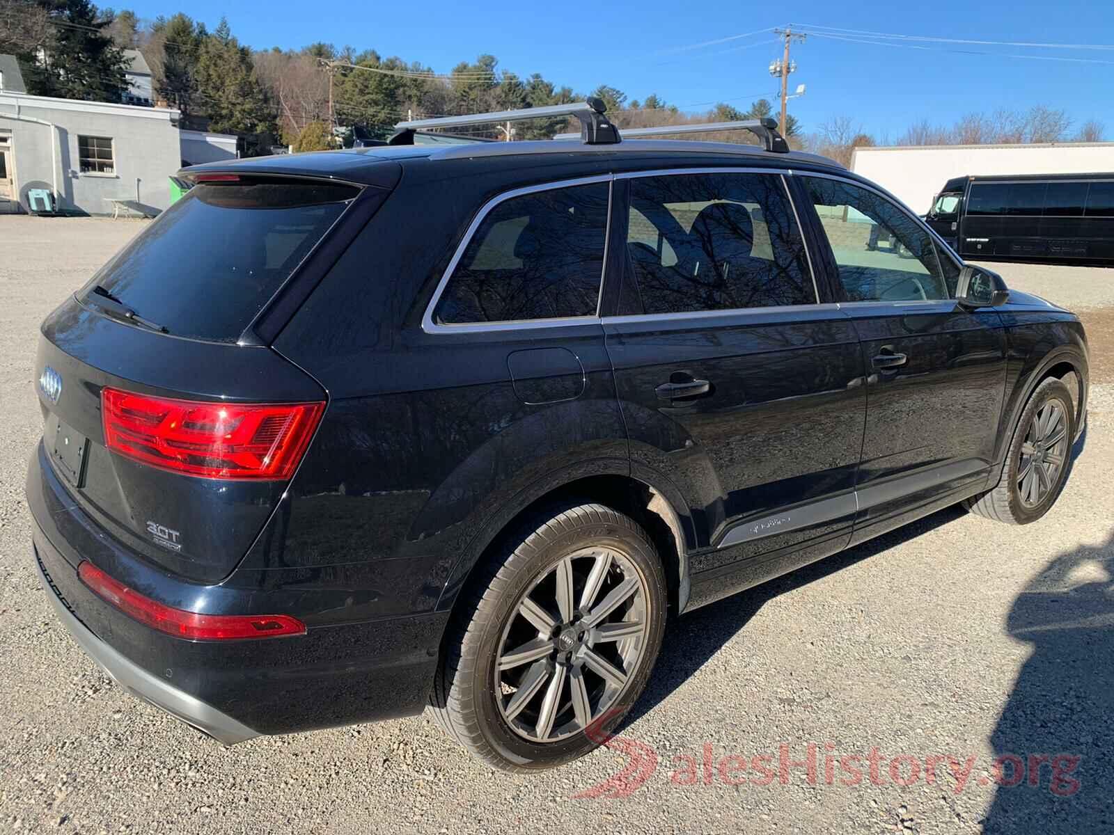 WA1LAAF71HD020826 2017 AUDI Q7