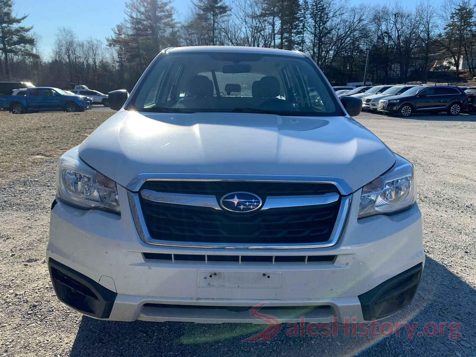 JF2SJAAC1JH564622 2018 SUBARU FORESTER