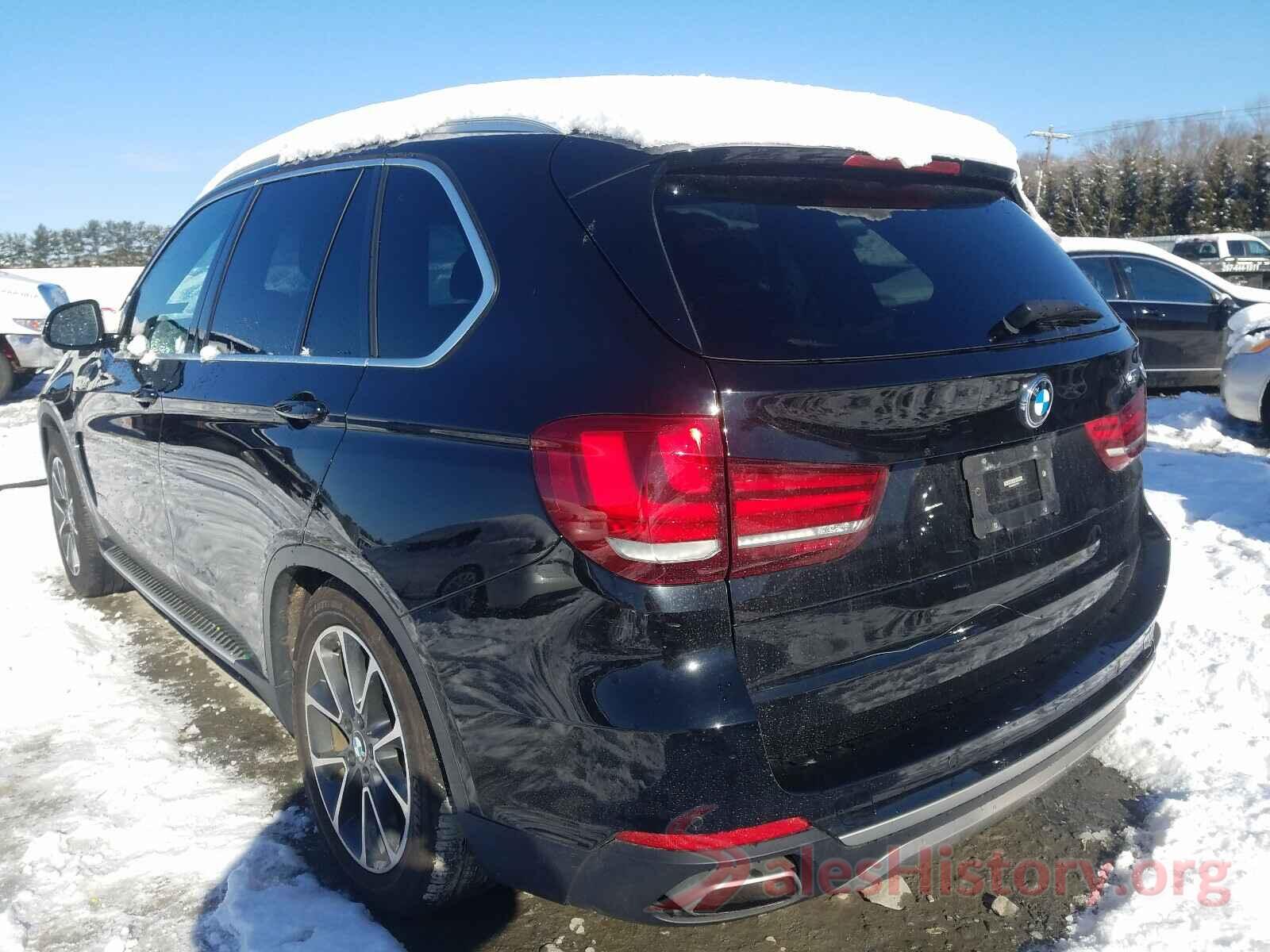 5UXKR0C58J0Y04018 2018 BMW X5