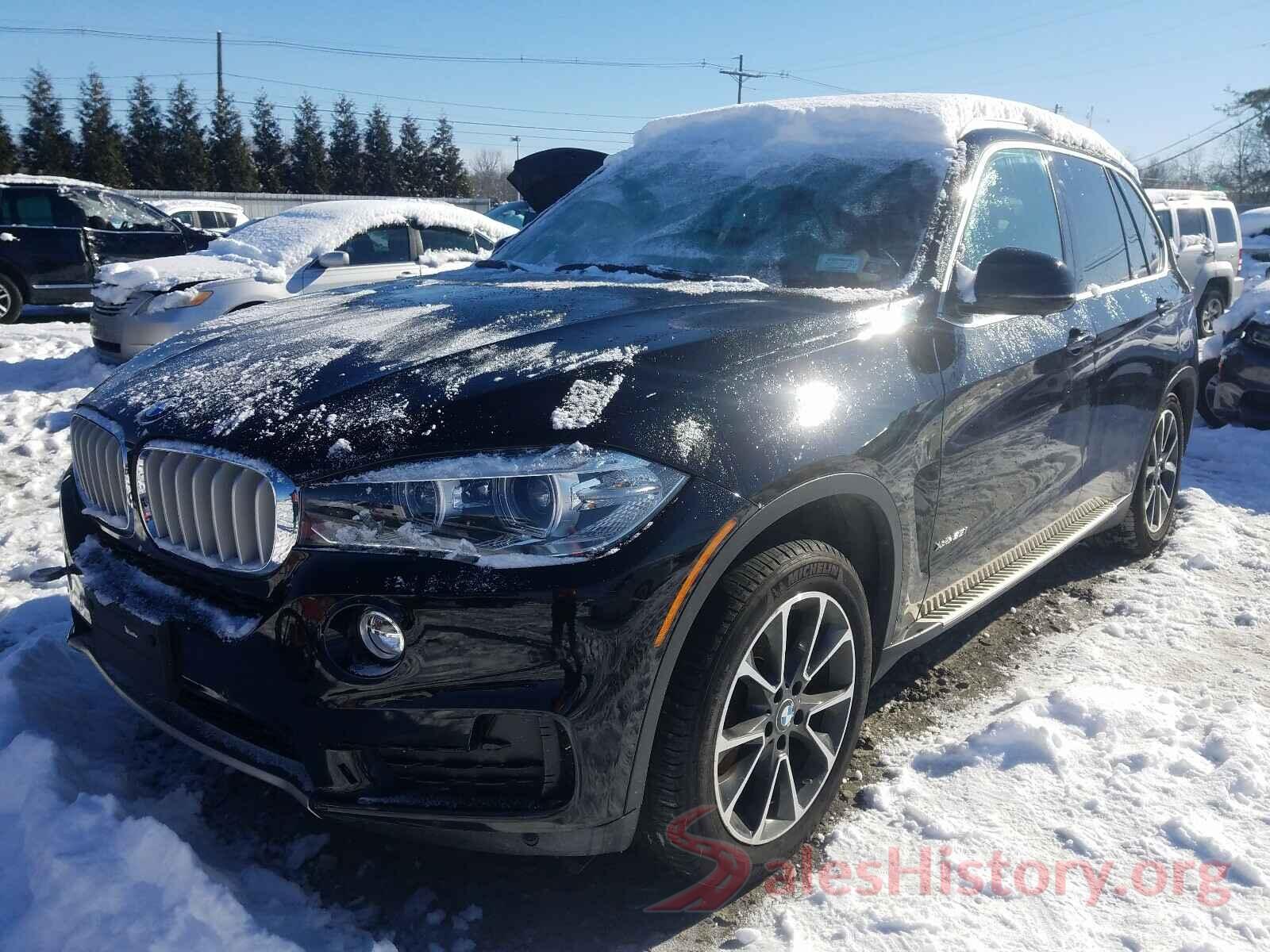 5UXKR0C58J0Y04018 2018 BMW X5