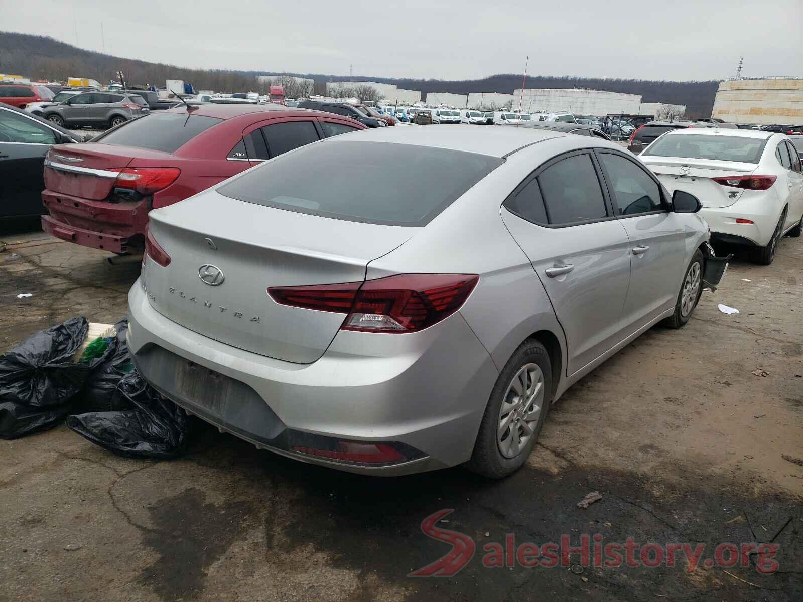 5NPD74LF6KH469135 2019 HYUNDAI ELANTRA