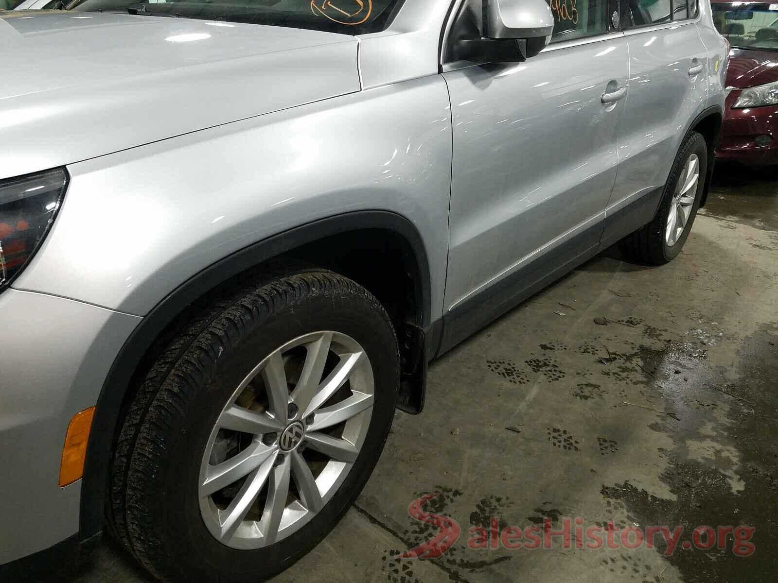 WVGSV7AX4HK002599 2017 VOLKSWAGEN TIGUAN