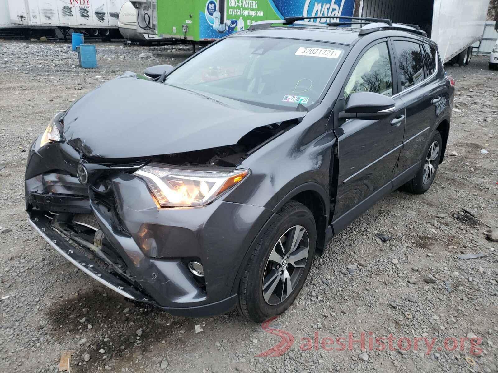 JTMRFREV8HD213488 2017 TOYOTA RAV4