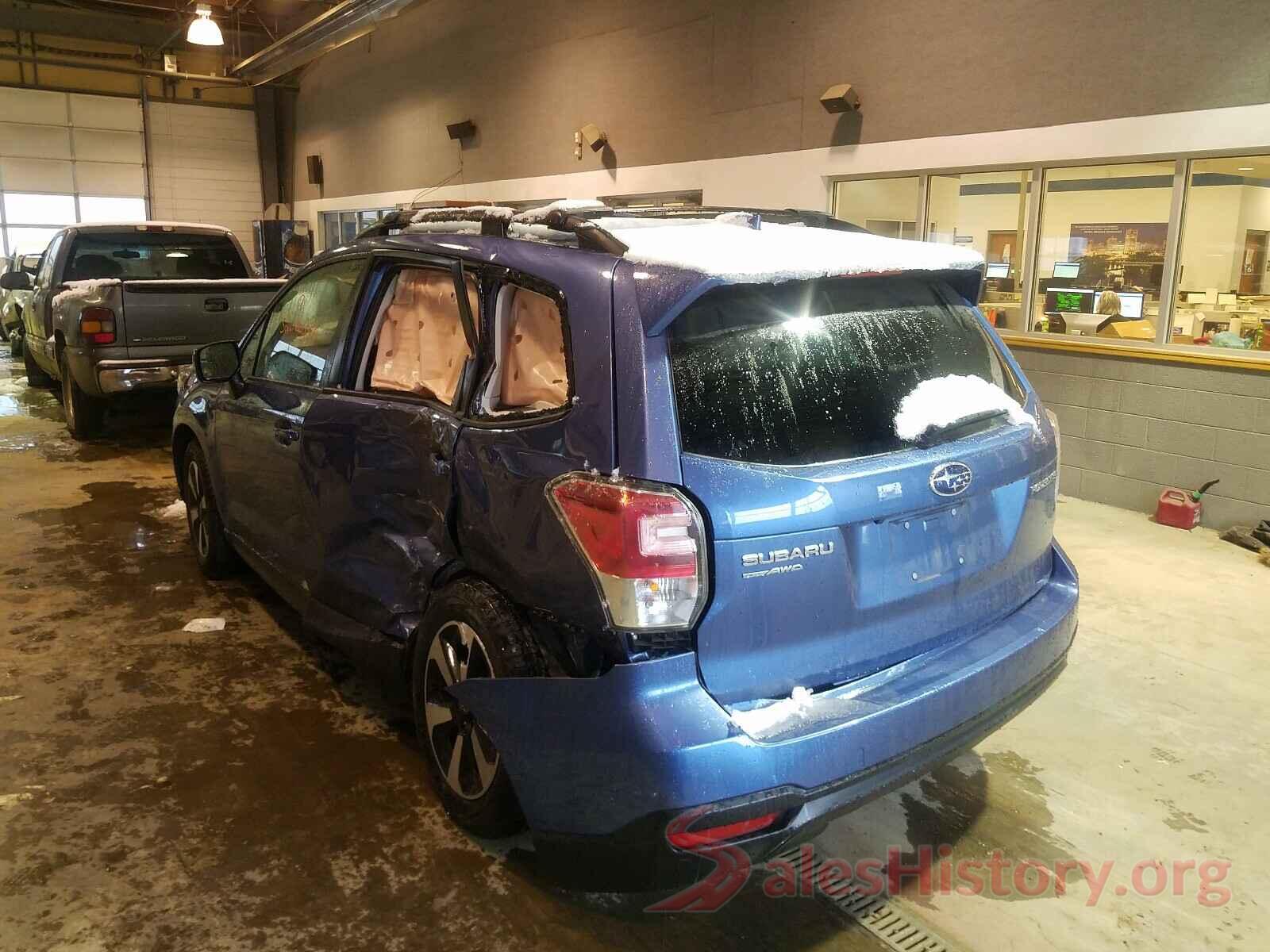 JF2SJAGC3JH564354 2018 SUBARU FORESTER