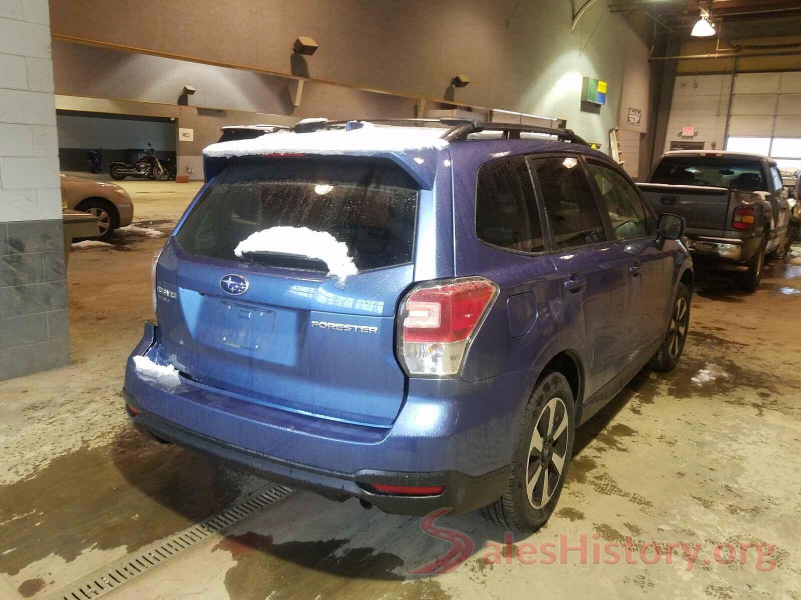 JF2SJAGC3JH564354 2018 SUBARU FORESTER