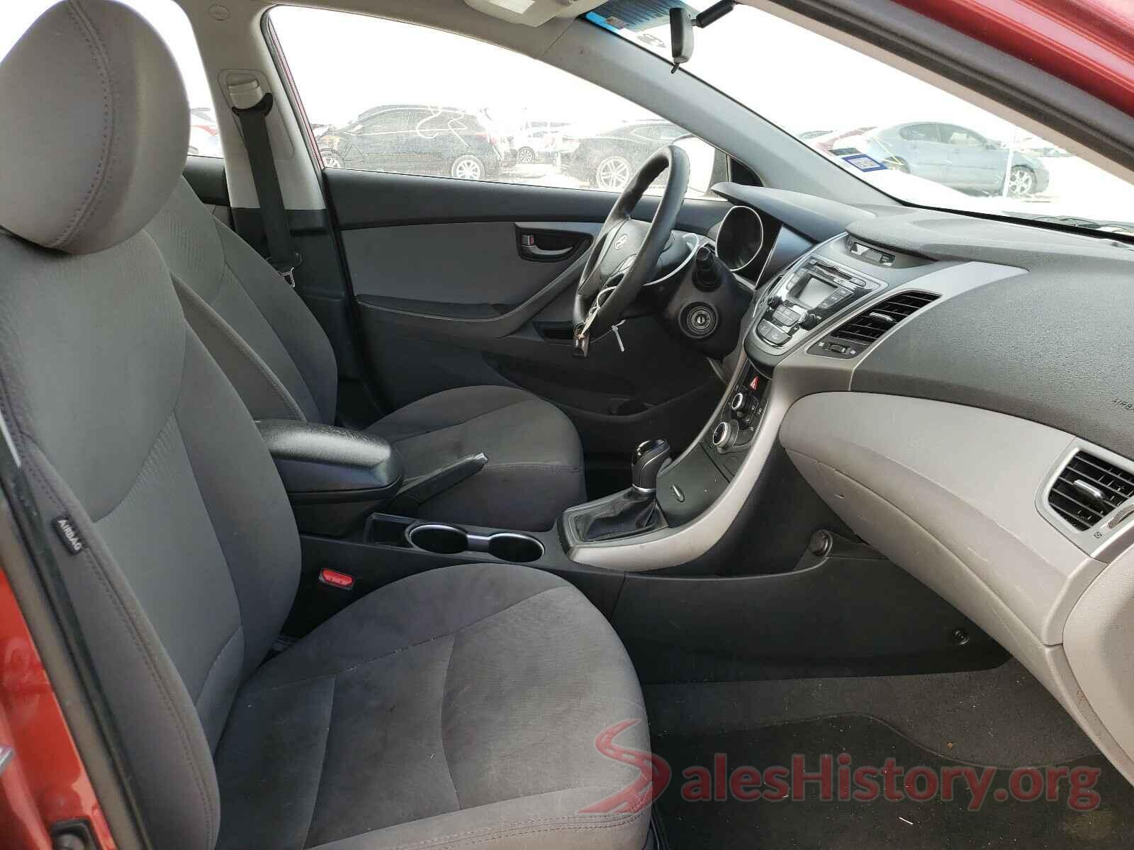 5NPDH4AE8GH772187 2016 HYUNDAI ELANTRA