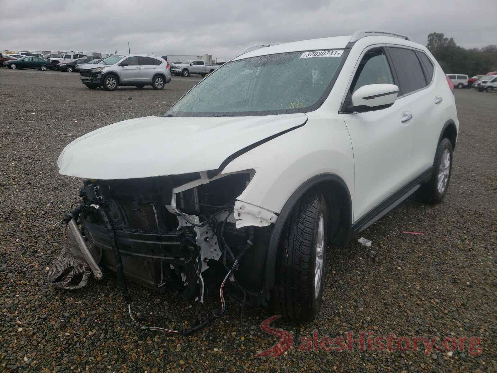 KNMAT2MV2HP579556 2017 NISSAN ROGUE