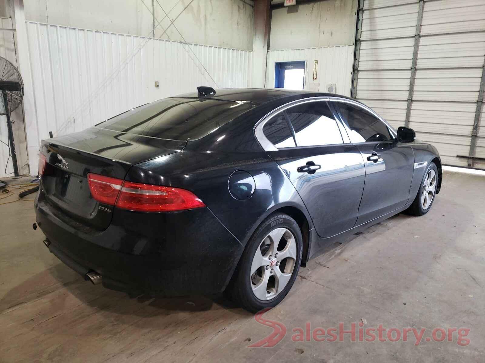 SAJAR4FXXJCP39173 2018 JAGUAR XE