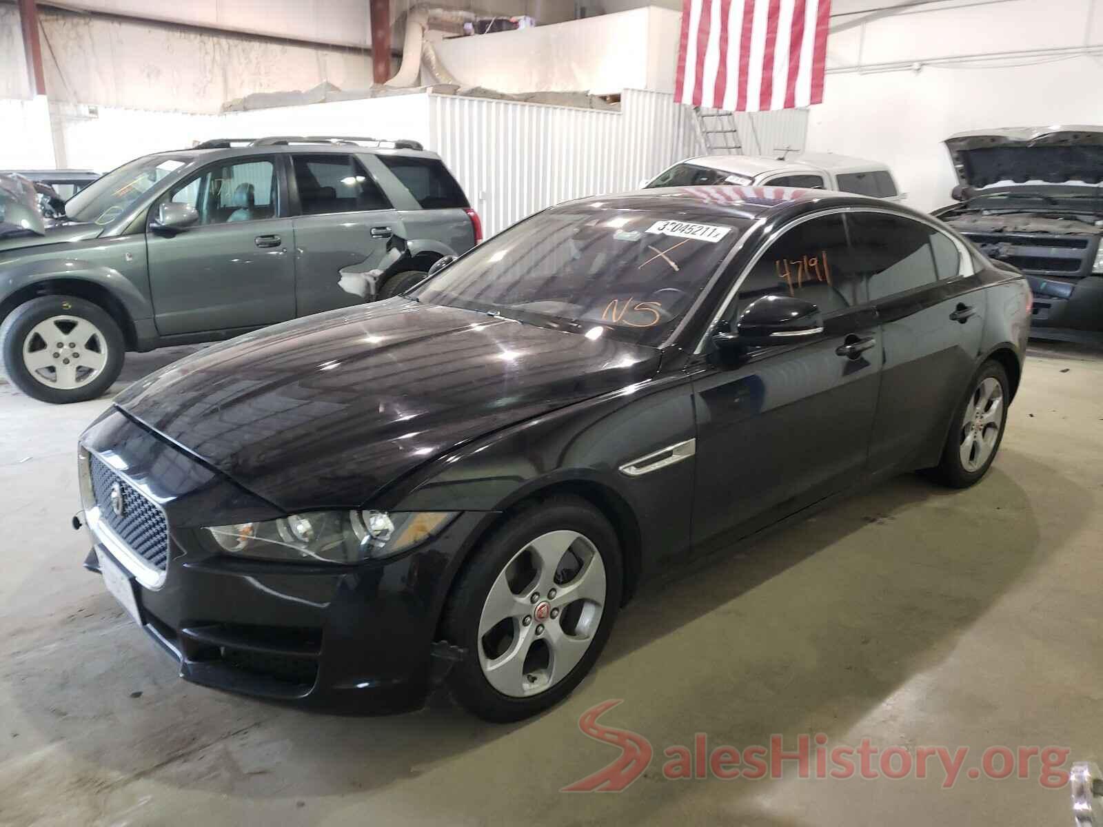 SAJAR4FXXJCP39173 2018 JAGUAR XE