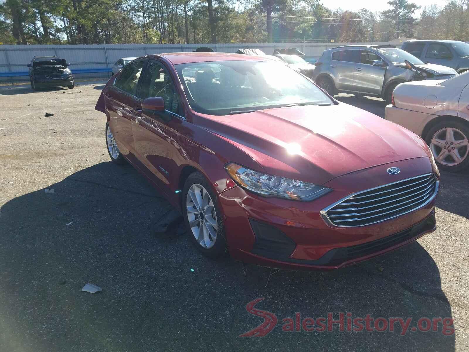 3FA6P0LU6KR205996 2019 FORD FUSION