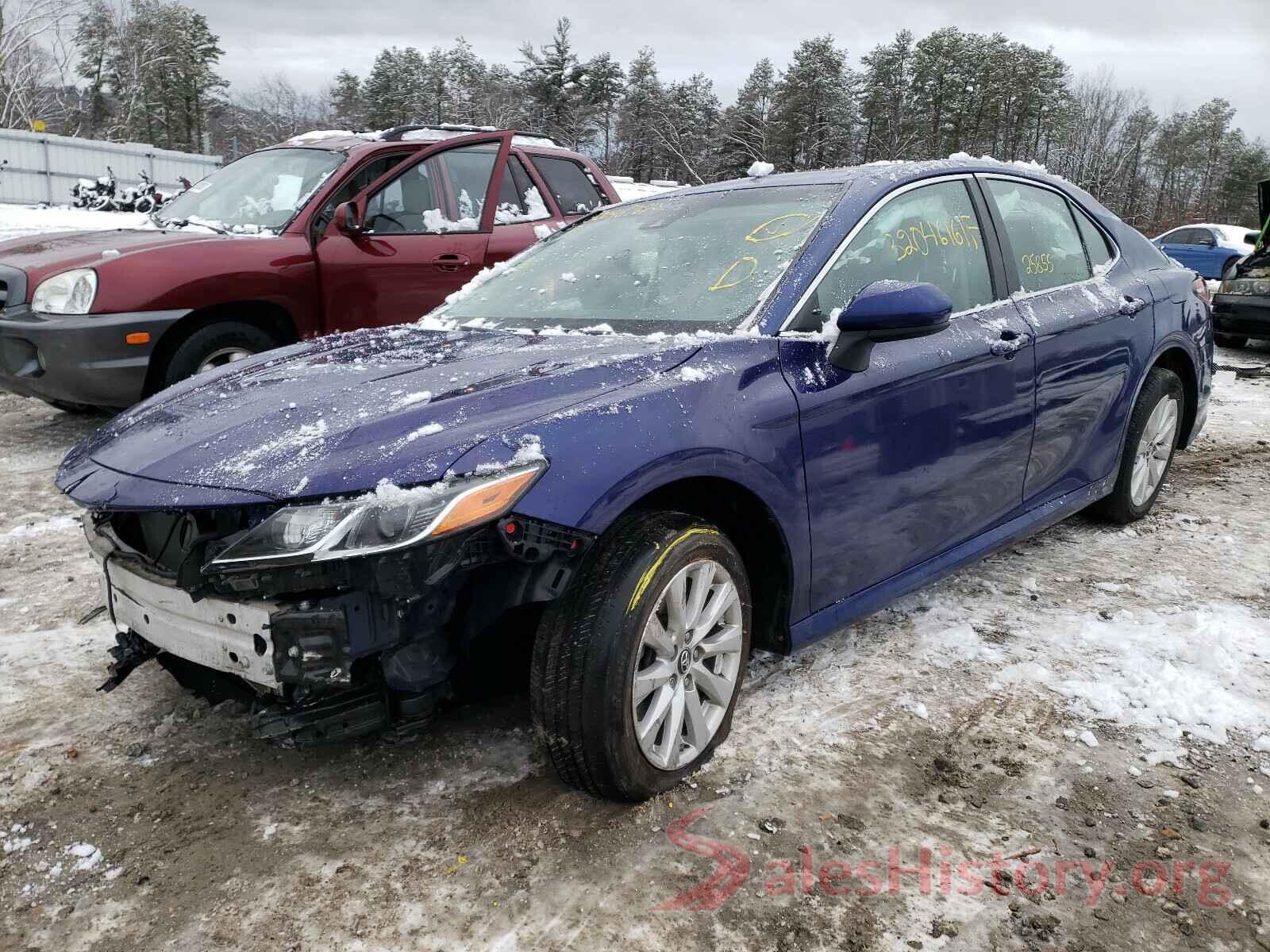 4T1B11HK3JU520782 2018 TOYOTA CAMRY