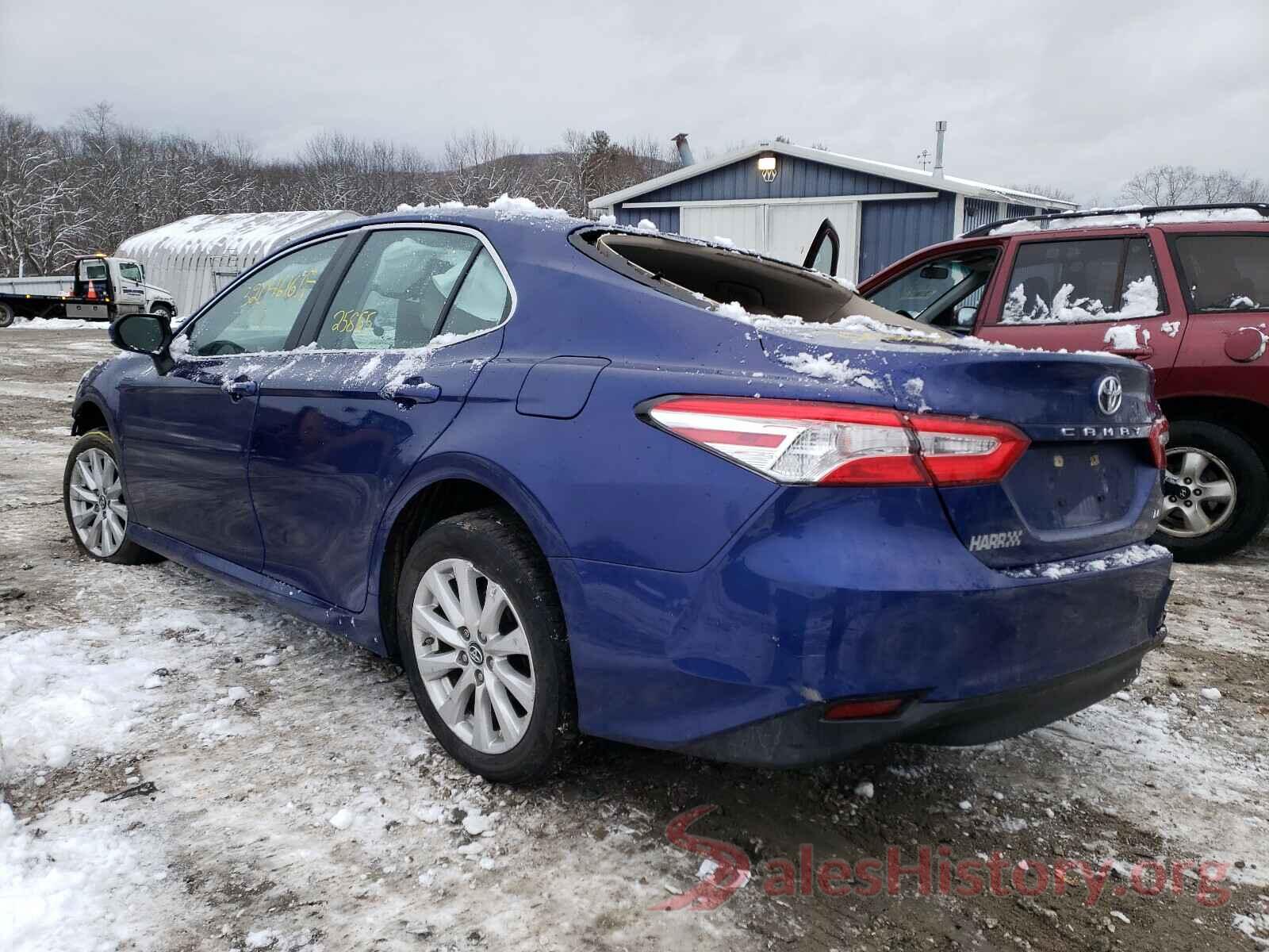 4T1B11HK3JU520782 2018 TOYOTA CAMRY