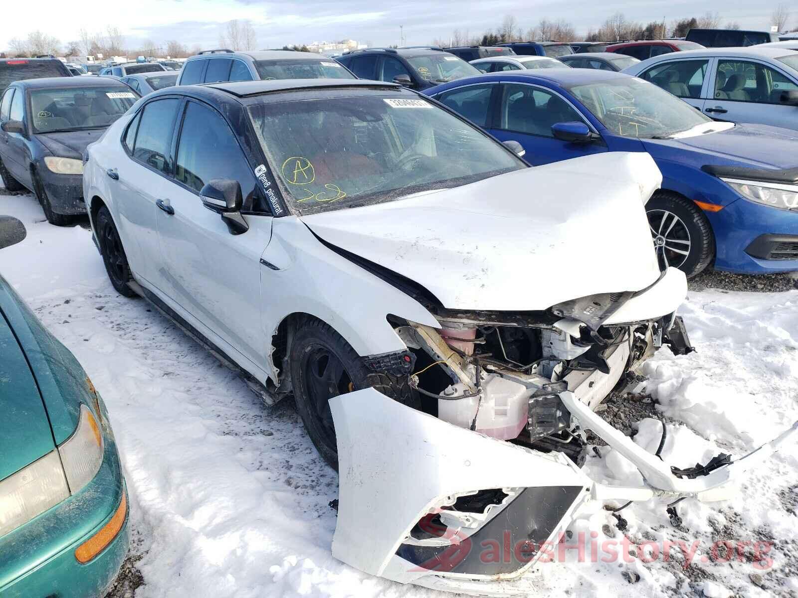 4T1B61HK8JU124364 2018 TOYOTA CAMRY