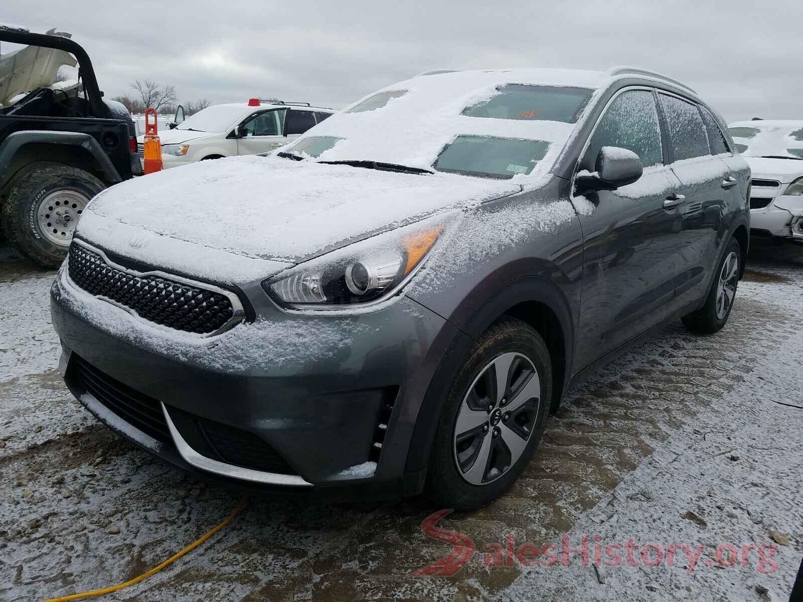 KNDCB3LC0H5079019 2017 KIA NIRO