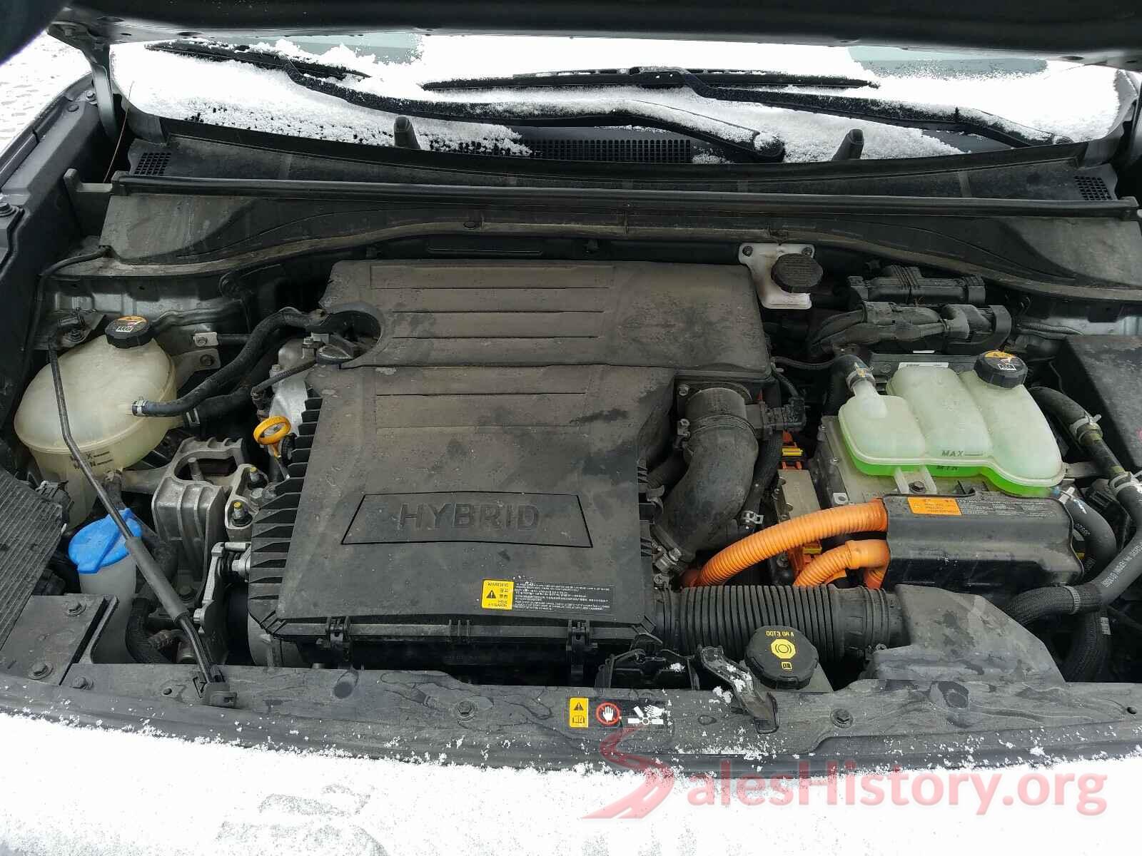 KNDCB3LC0H5079019 2017 KIA NIRO