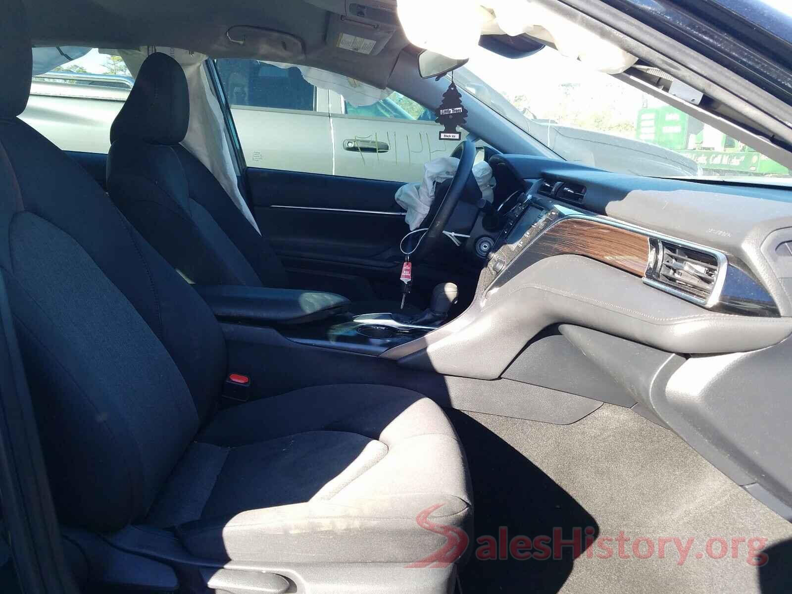 4T1B11HK9JU643728 2018 TOYOTA CAMRY