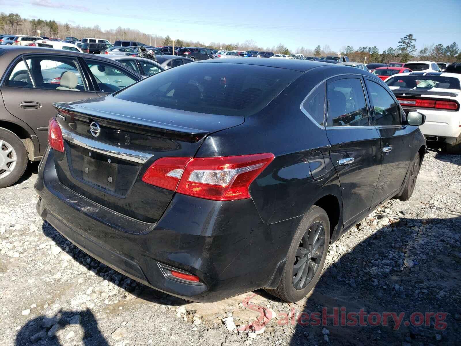 3N1AB7AP7JY256679 2018 NISSAN SENTRA