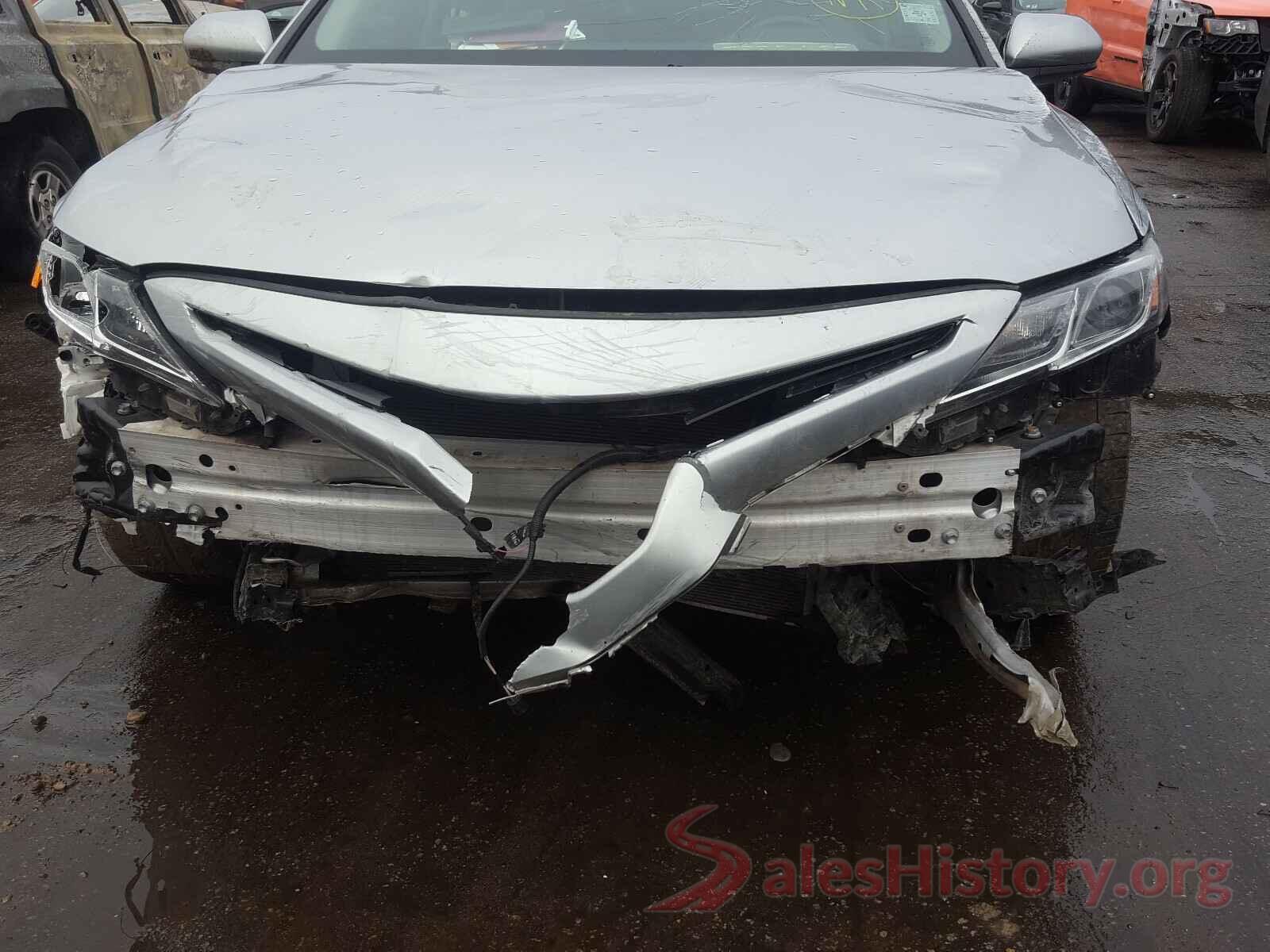 4T1B11HK3JU017303 2018 TOYOTA CAMRY