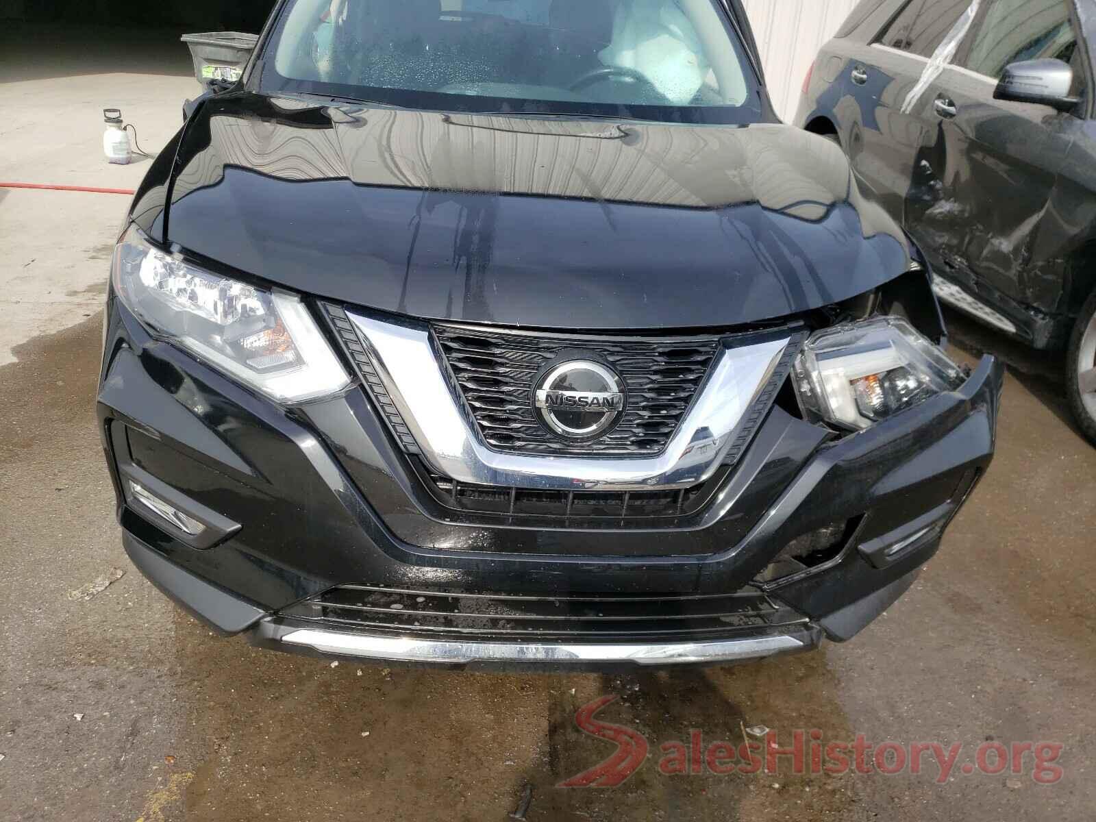 JN8AT2MT1JW456670 2018 NISSAN ROGUE