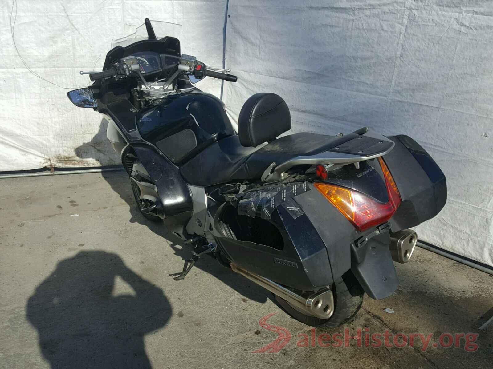 JH2SC5104AK800406 2010 HONDA ST CYCLE