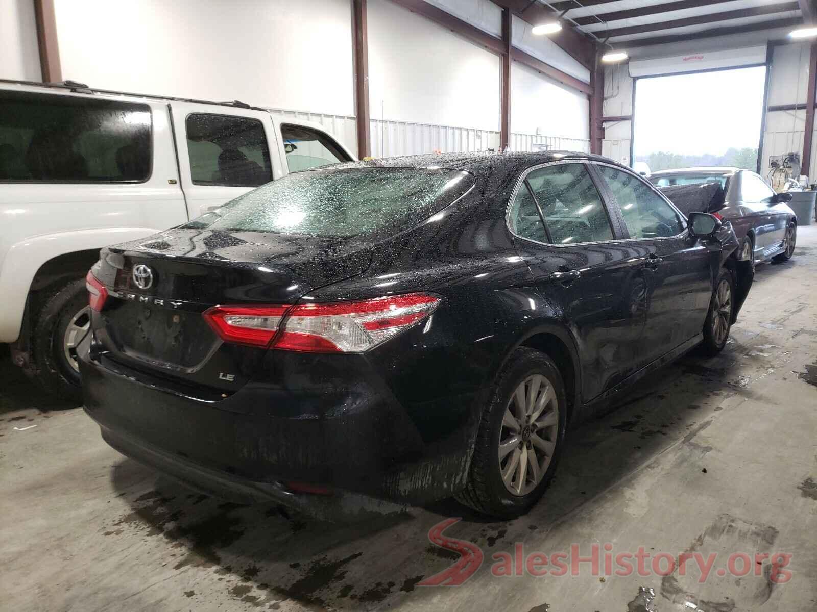 4T1B11HK4JU074688 2018 TOYOTA CAMRY