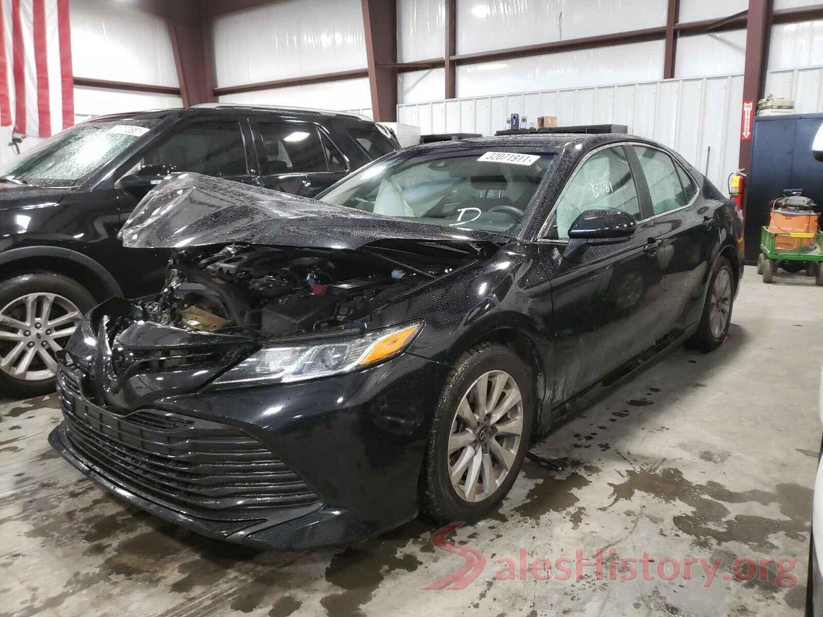 4T1B11HK4JU074688 2018 TOYOTA CAMRY