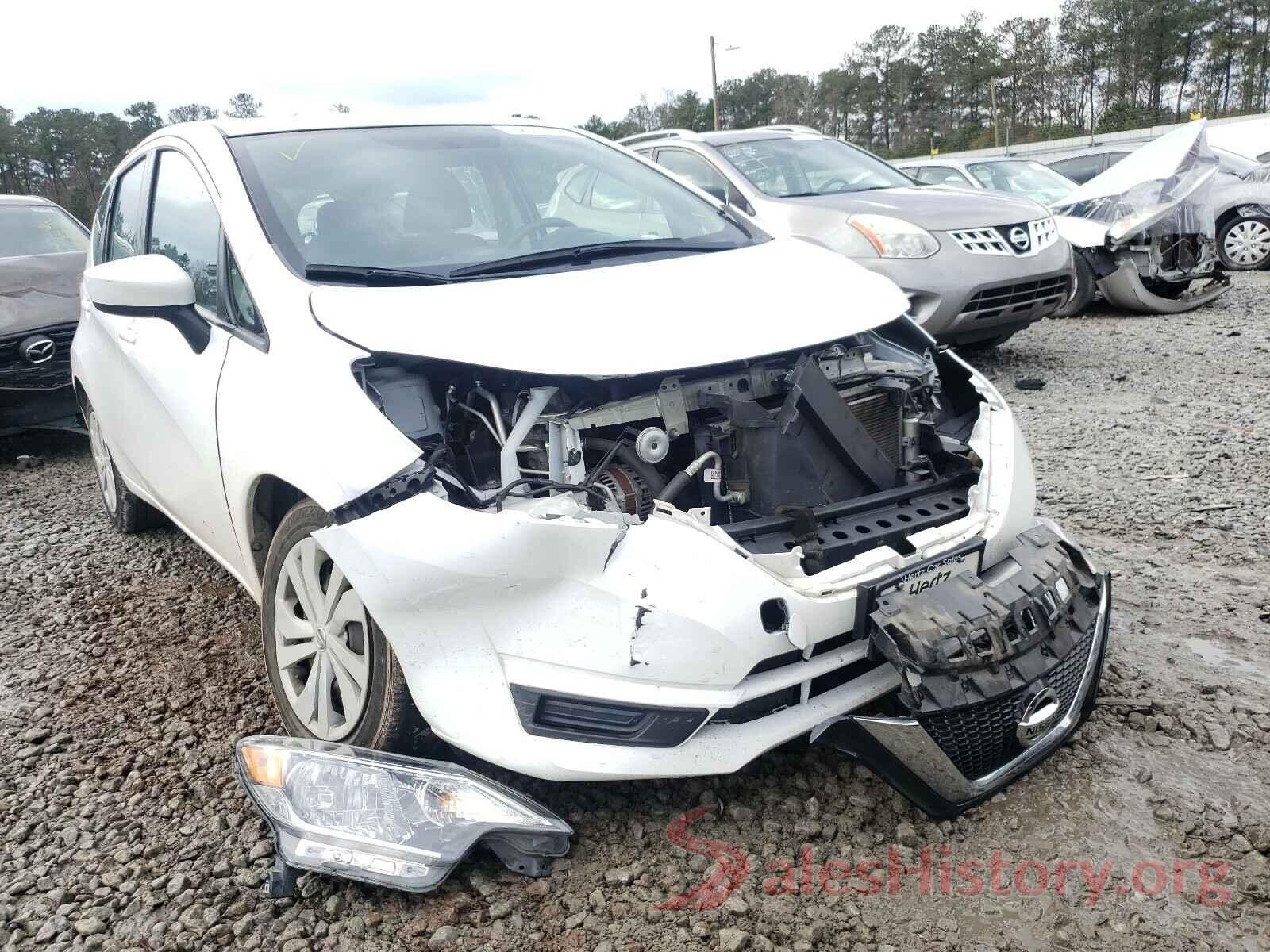 3N1CE2CP1JL370450 2018 NISSAN VERSA