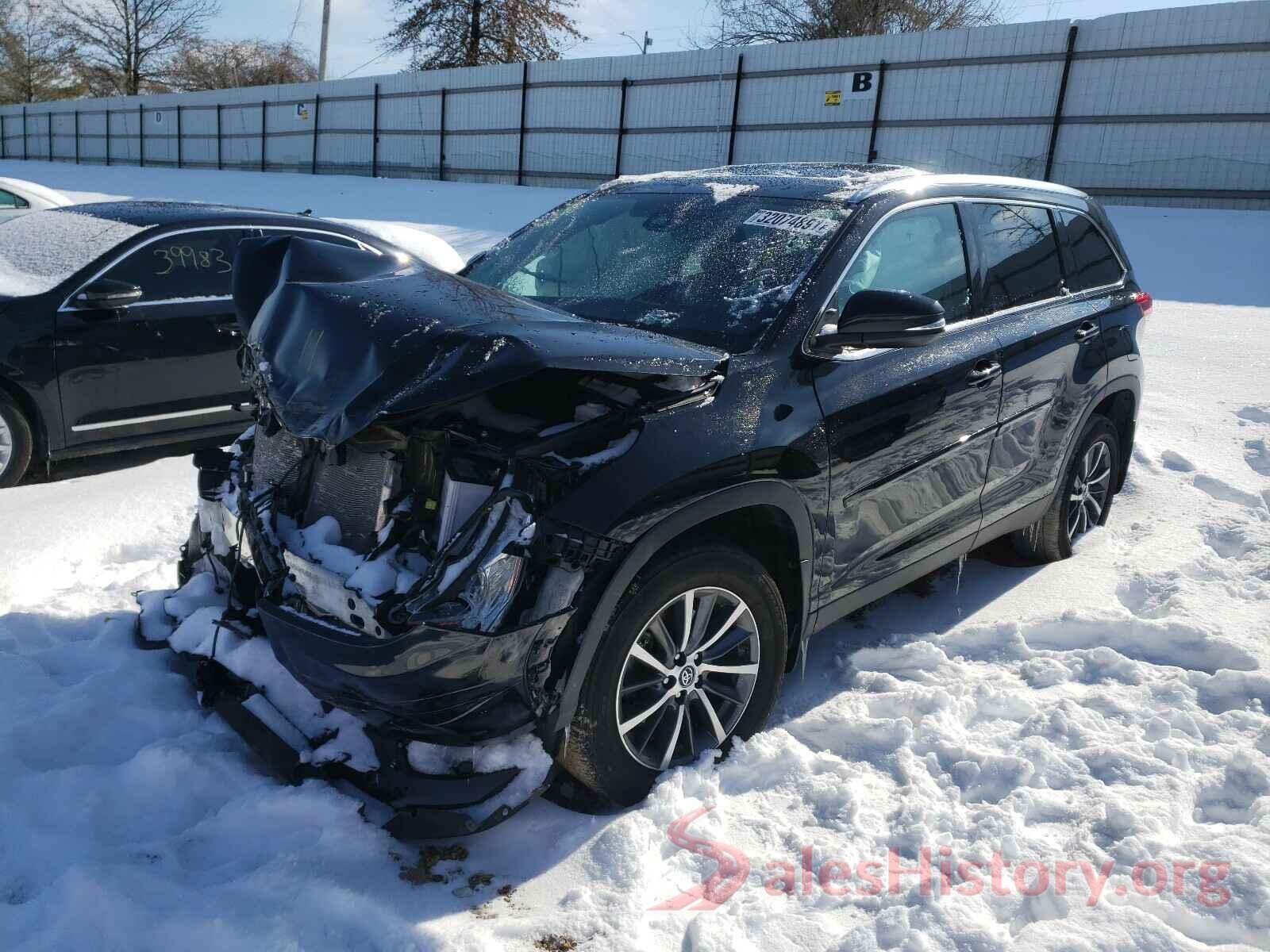 5TDJZRFH2KS610784 2019 TOYOTA HIGHLANDER