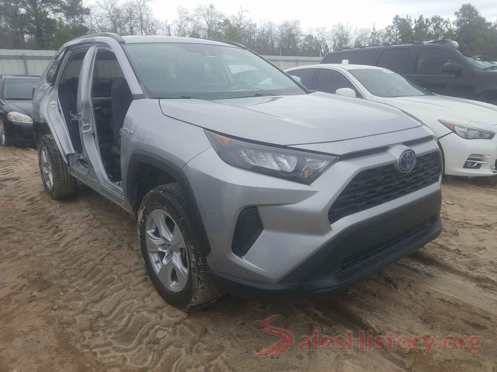 2T3MWRFV2KW010034 2019 TOYOTA RAV4