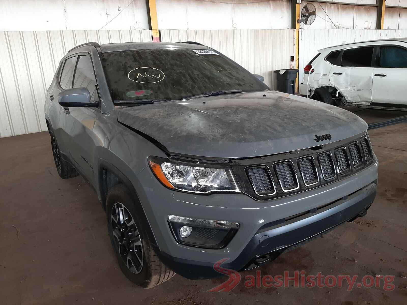 3C4NJDAB2KT792667 2019 JEEP COMPASS