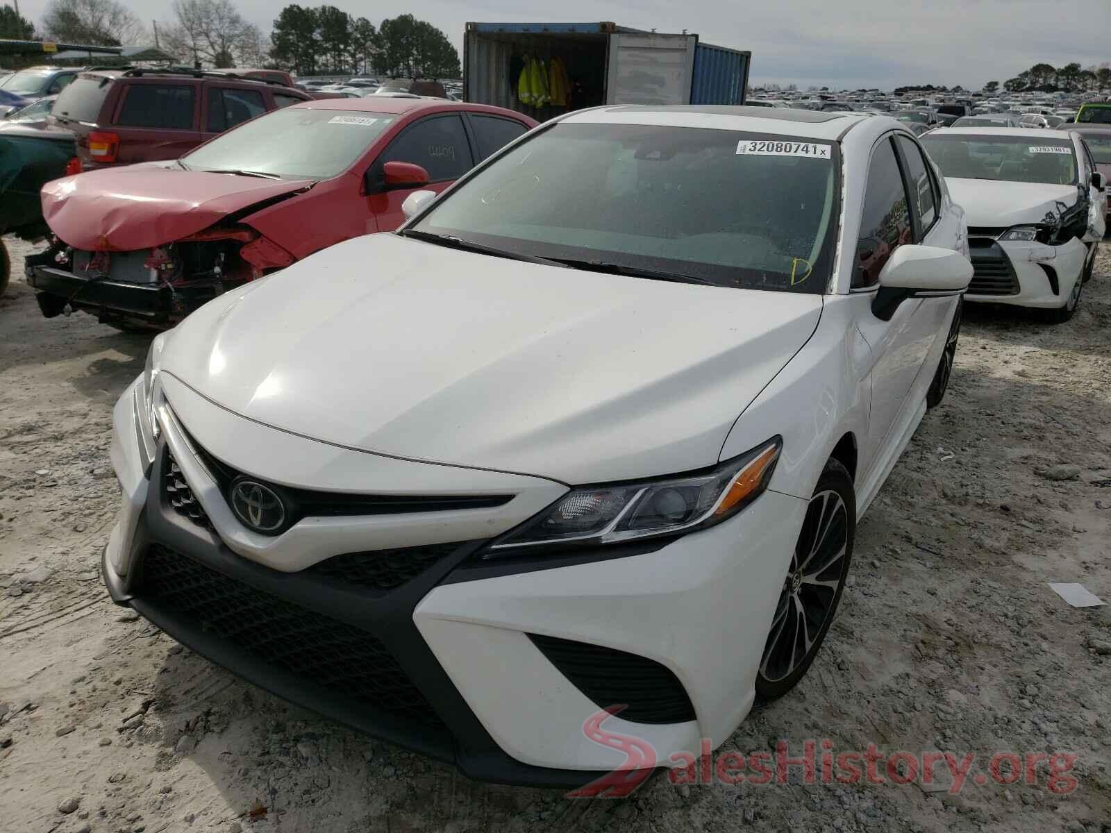 4T1B11HK4JU137319 2018 TOYOTA CAMRY