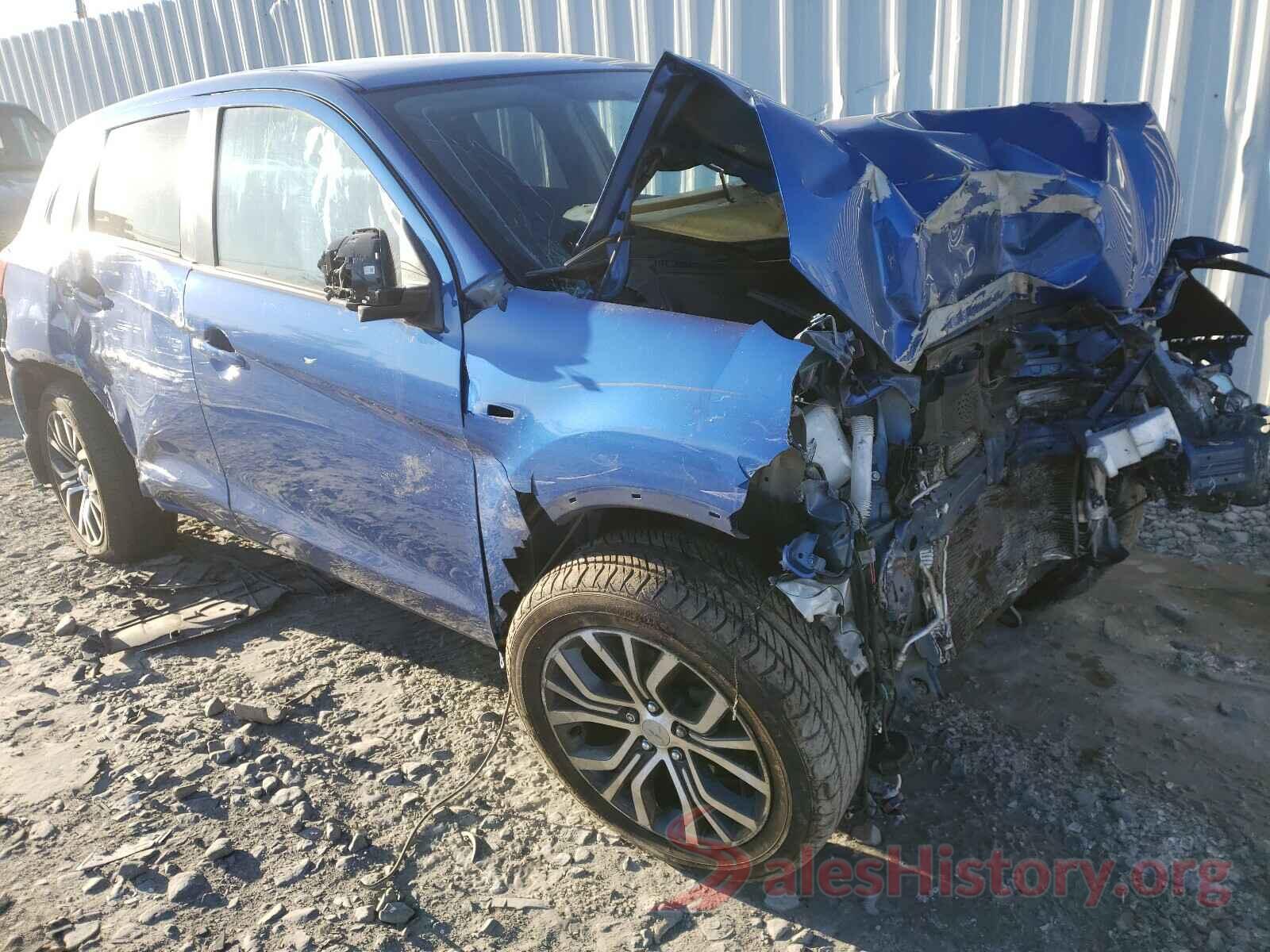 JA4AP3AU0JU024421 2018 MITSUBISHI OUTLANDER