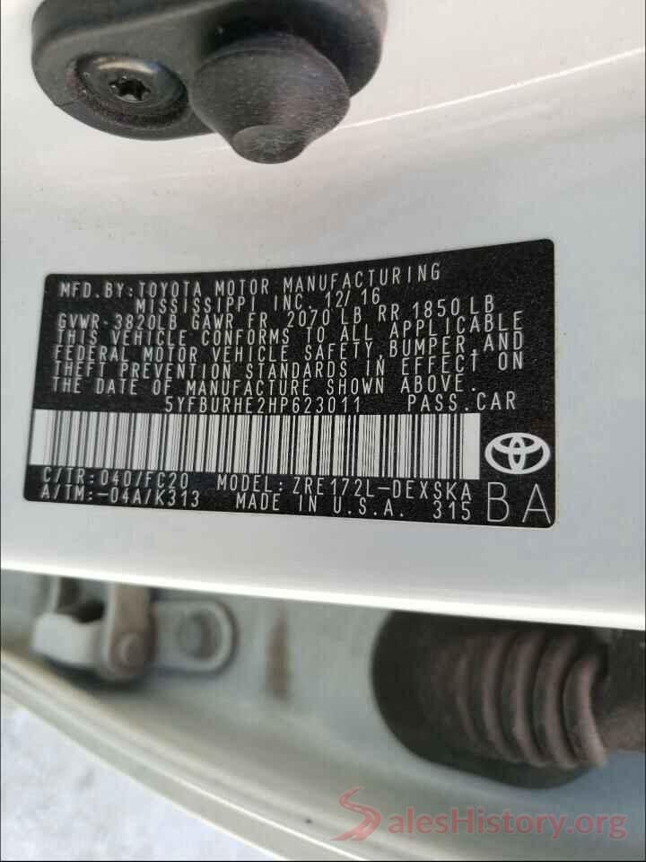 5YFBURHE2HP623011 2017 TOYOTA COROLLA