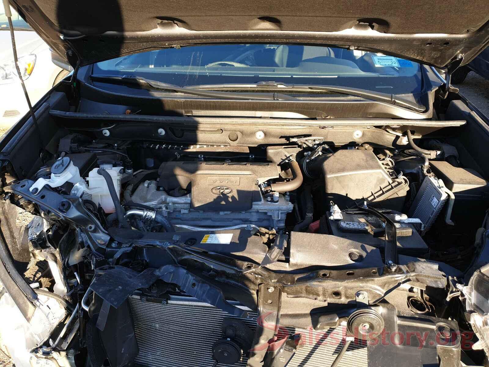 2T3BFREVXJW846231 2018 TOYOTA RAV4