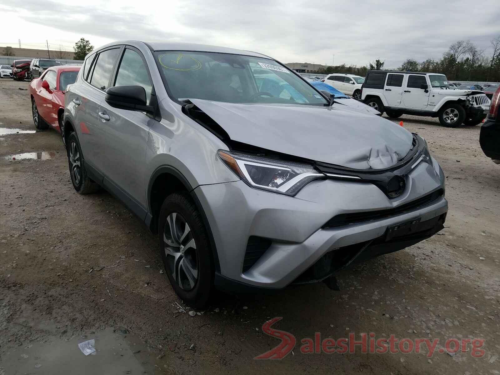 2T3ZFREV0JW517617 2018 TOYOTA RAV4