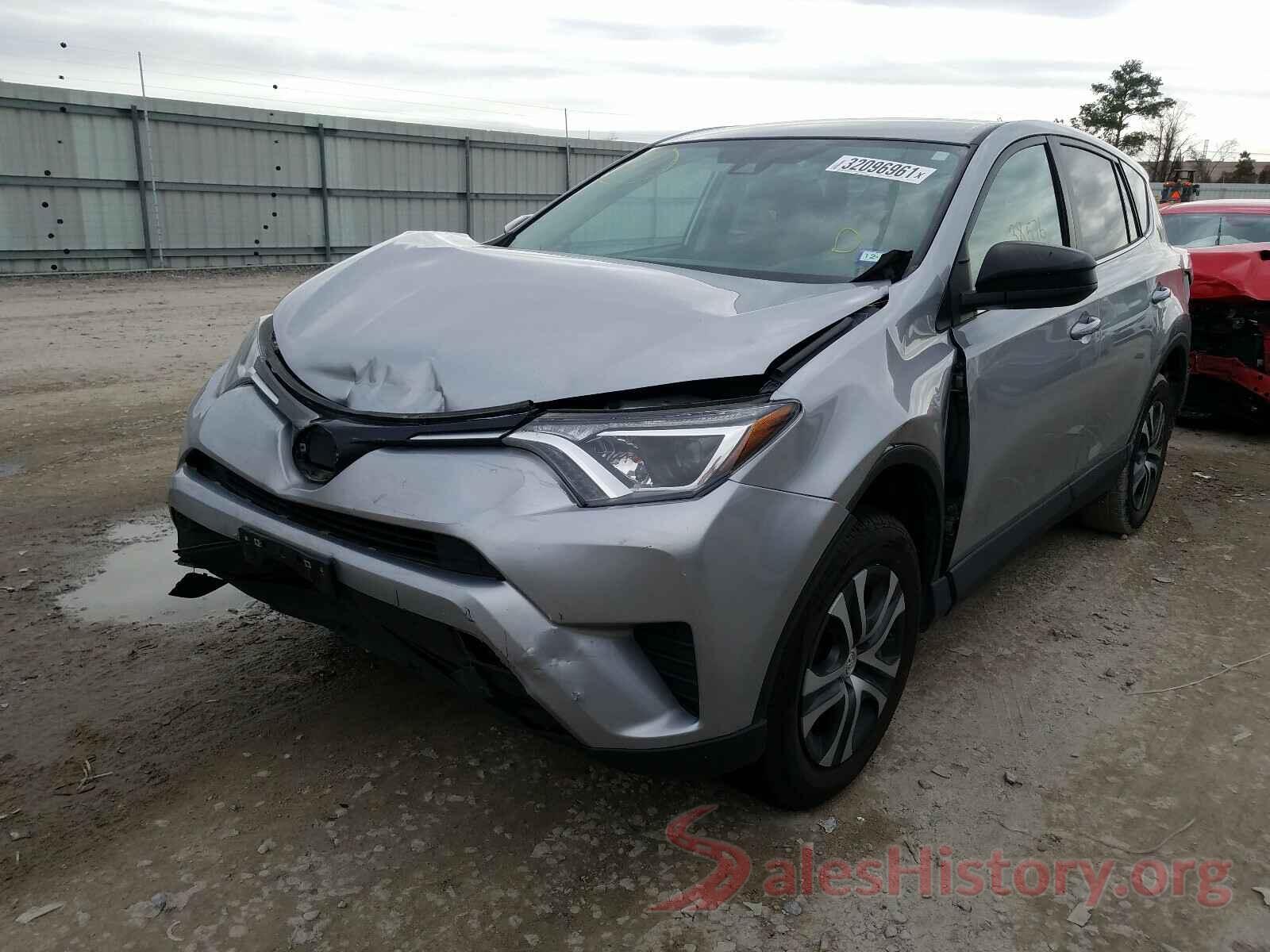 2T3ZFREV0JW517617 2018 TOYOTA RAV4