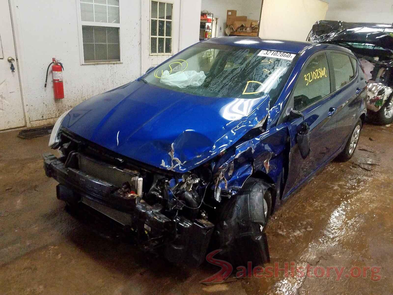 KMHCT5AE8HU331503 2017 HYUNDAI ACCENT