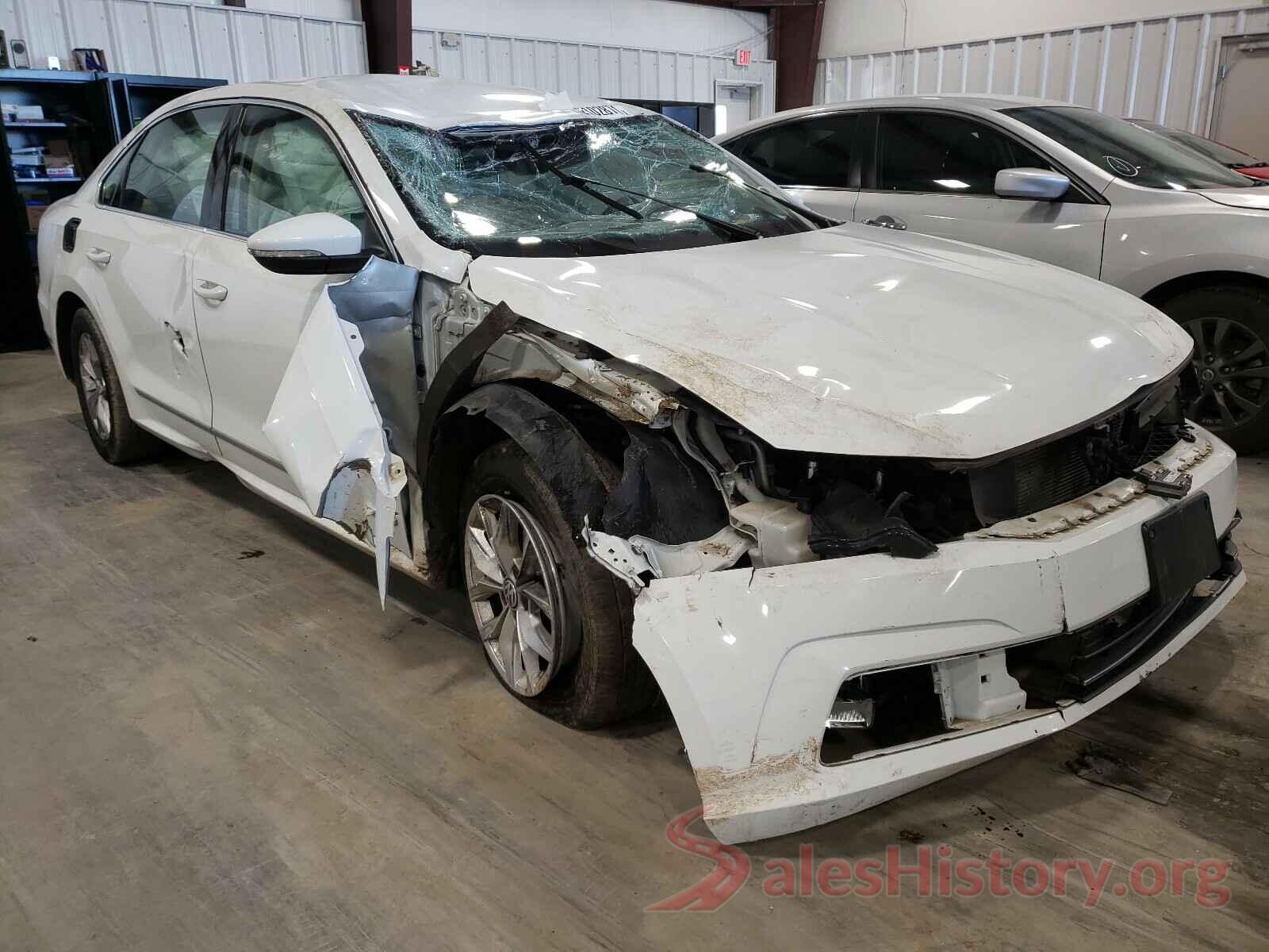 1VWAT7A3XHC006330 2017 VOLKSWAGEN PASSAT