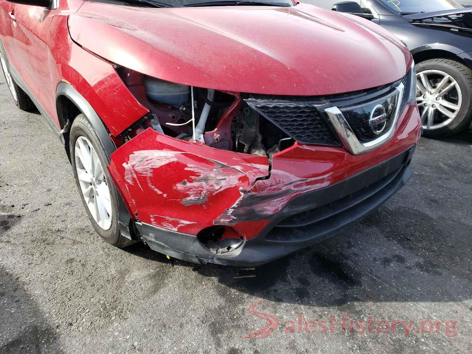 JN1BJ1CP1JW192888 2018 NISSAN ROGUE