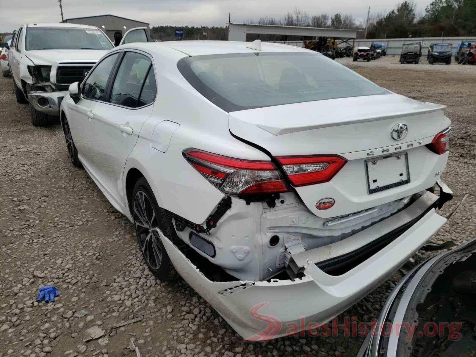 4T1B11HK2KU215601 2019 TOYOTA CAMRY