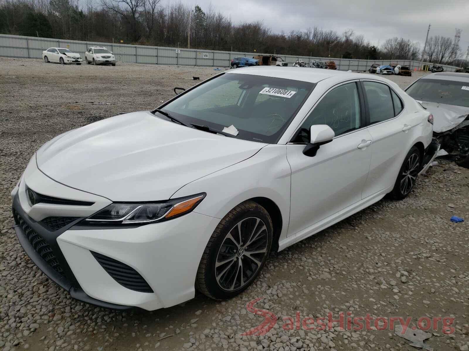 4T1B11HK2KU215601 2019 TOYOTA CAMRY