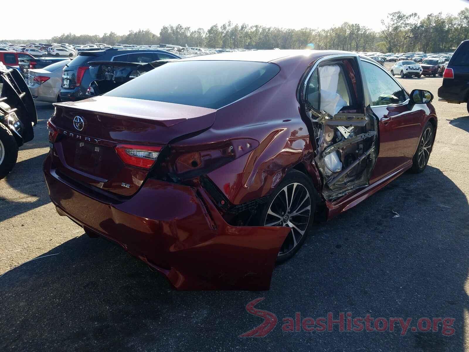 4T1B11HK2JU636720 2018 TOYOTA CAMRY