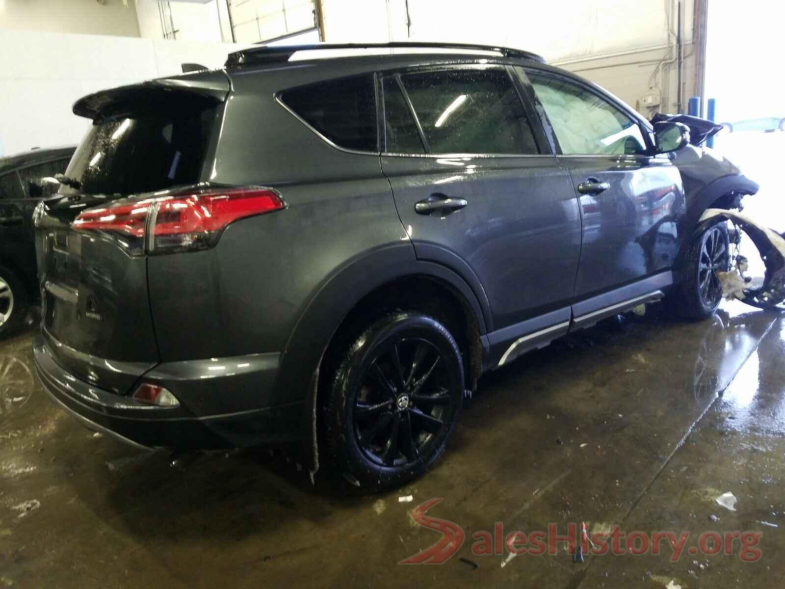 2T3RFREVXJW840797 2018 TOYOTA RAV4