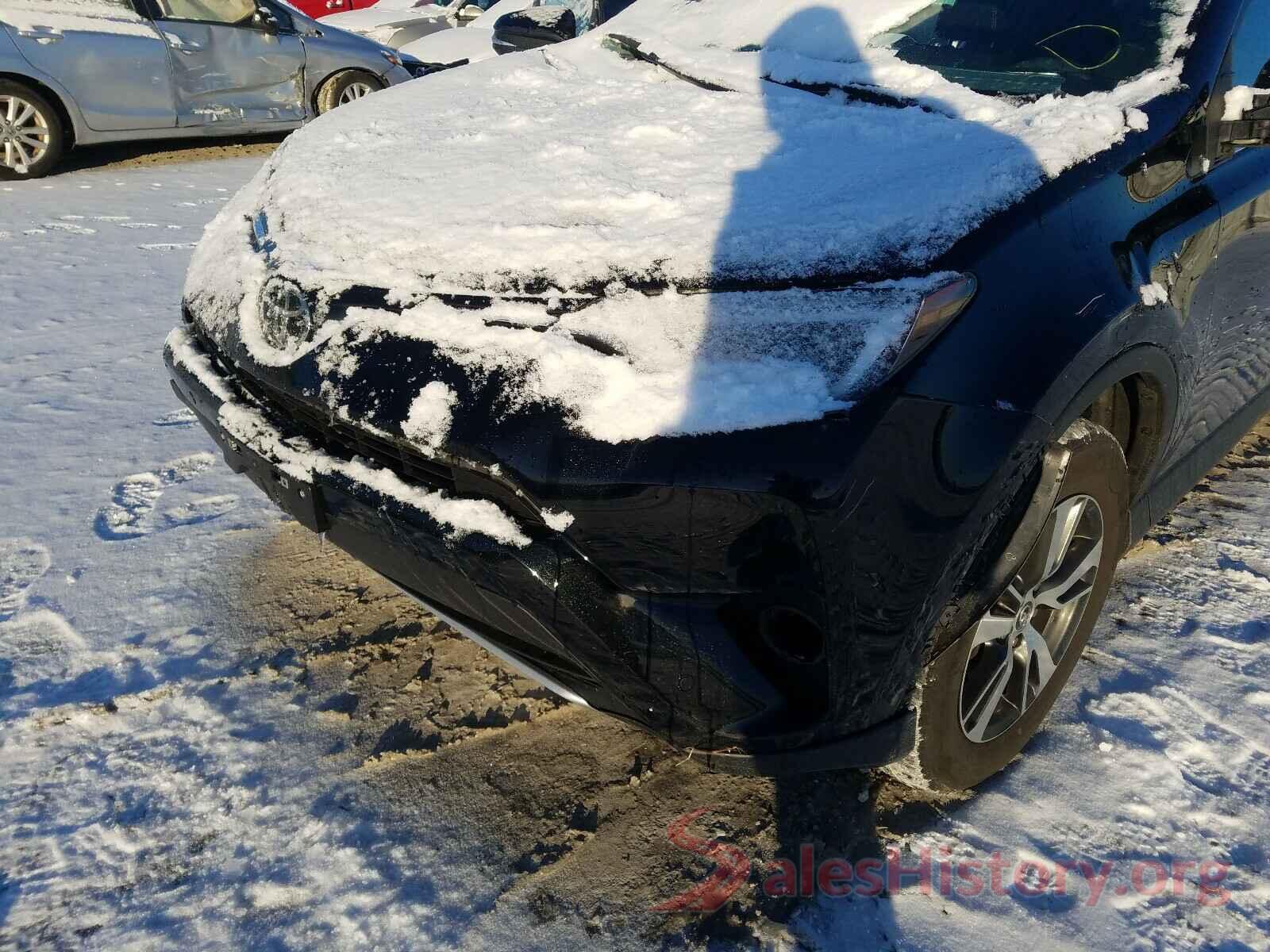 2T3RFREV6GW418504 2016 TOYOTA RAV4