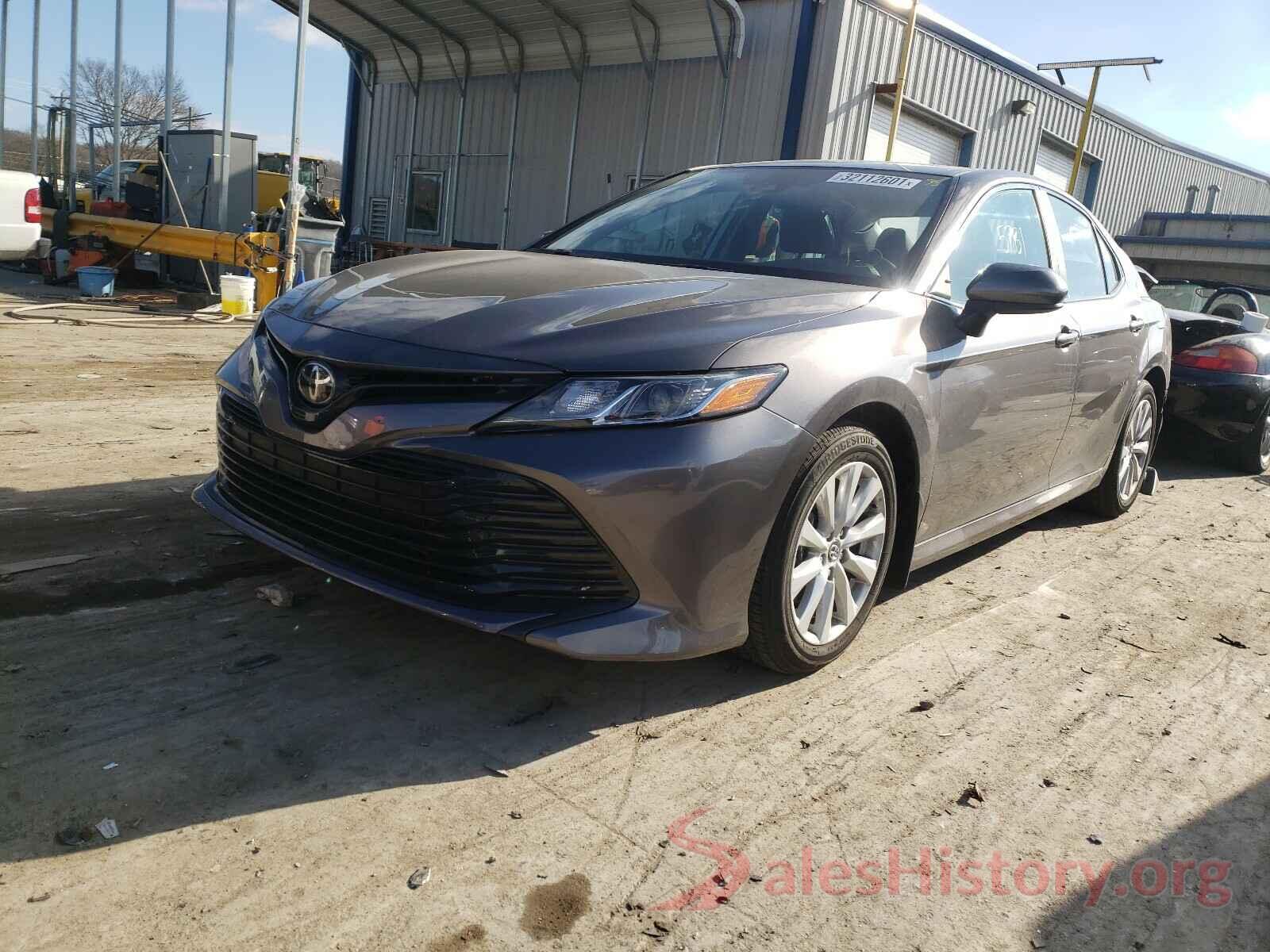 4T1B11HK8KU761352 2019 TOYOTA CAMRY