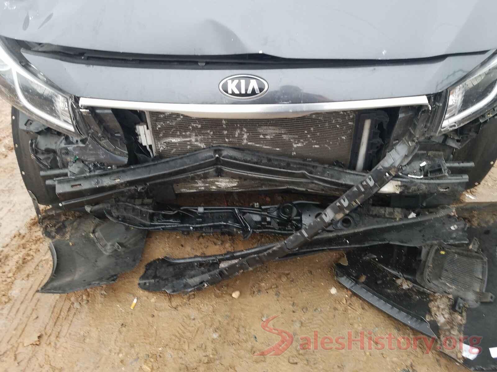 KNDMB5C17G6178637 2016 KIA SEDONA