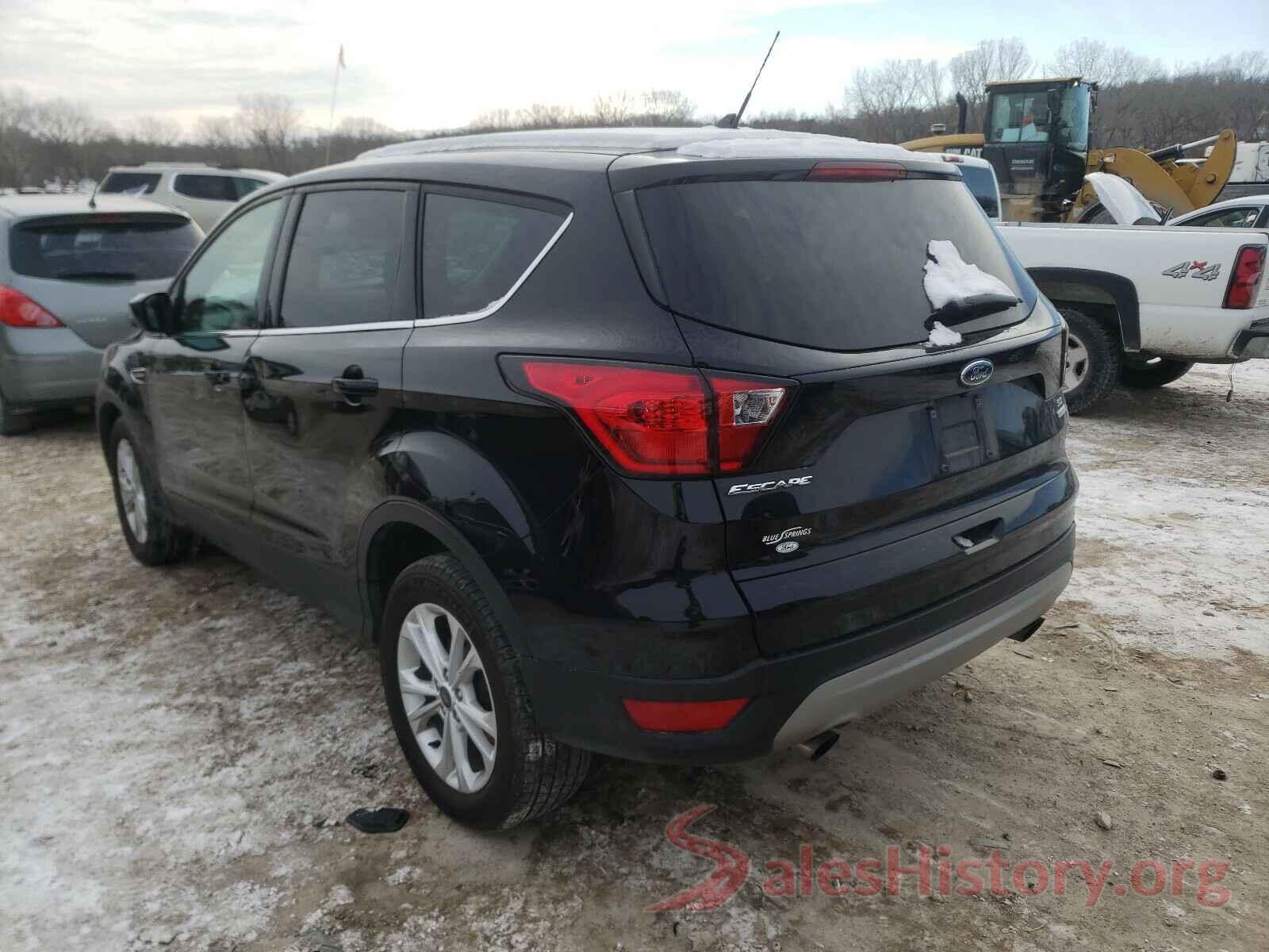 1FMCU0GDXKUB02147 2019 FORD ESCAPE