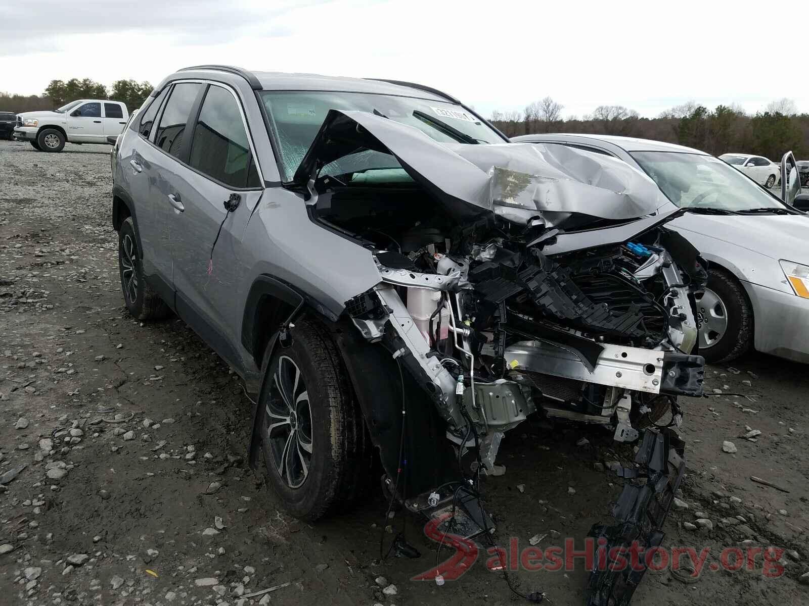 2T3H1RFV3KW056746 2019 TOYOTA RAV4